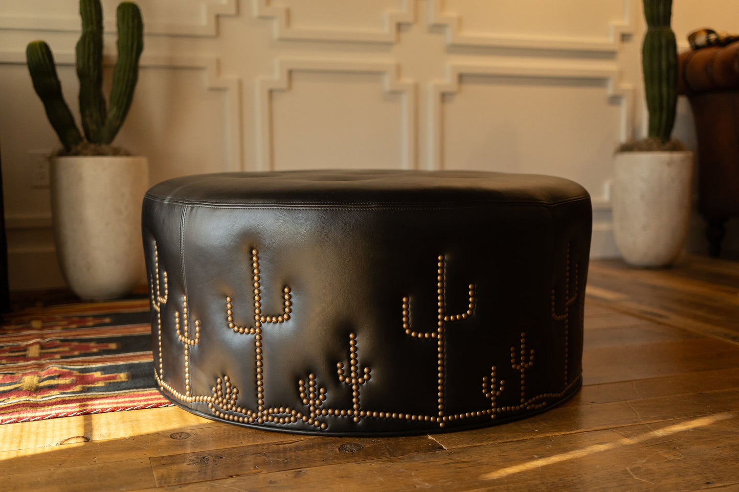 7s Slick by Design Ottoman