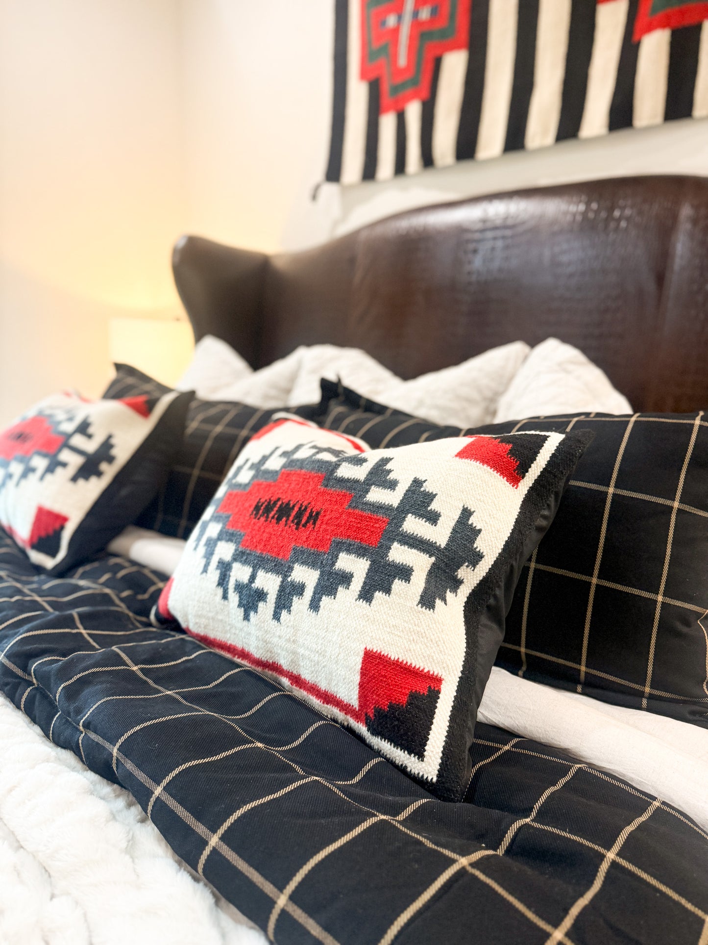 BLAIR ALLIGATOR KING BED